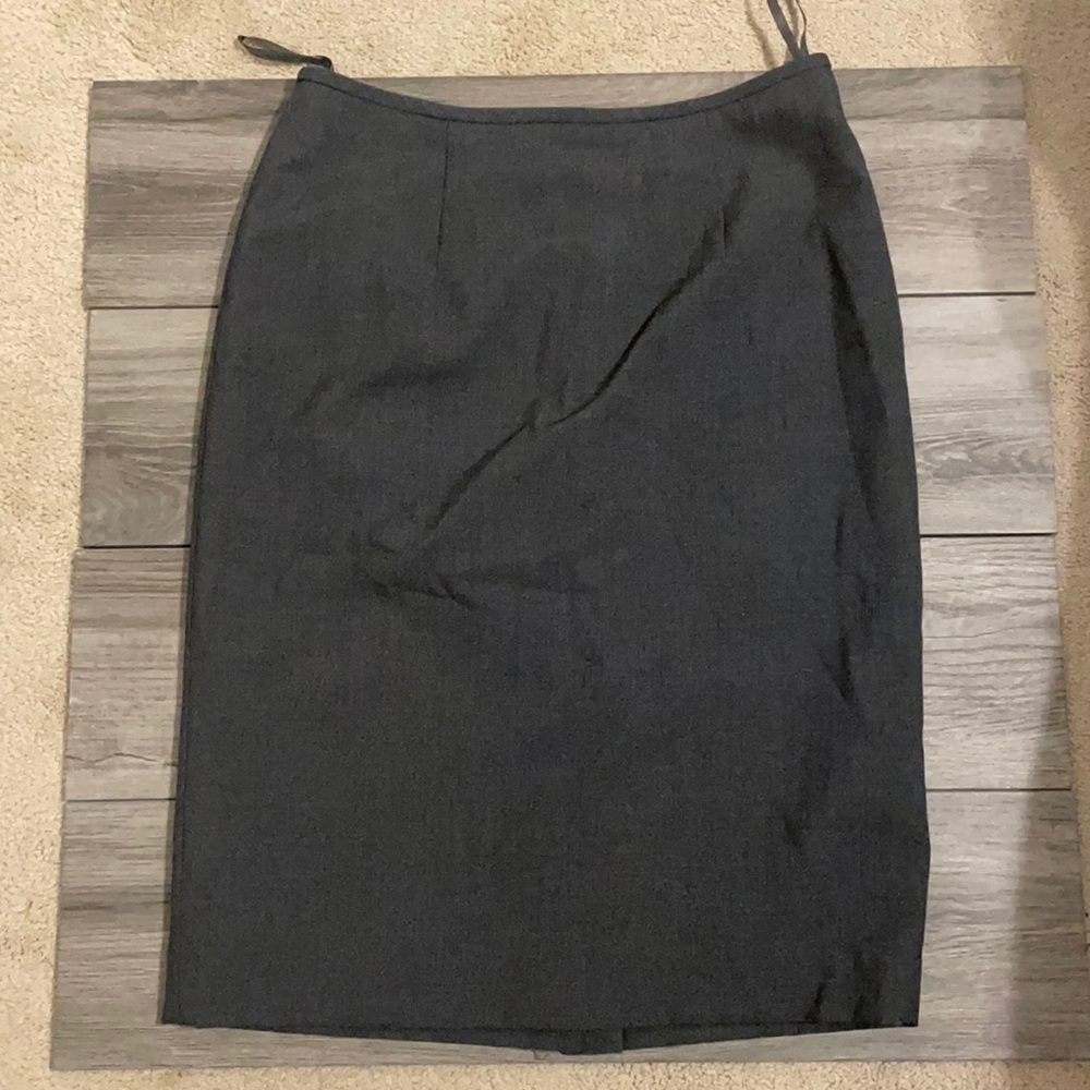 Calvin Klein size 2 skirt